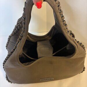 Chanel Shoulder Bag (TAUPE)- VINTAGE